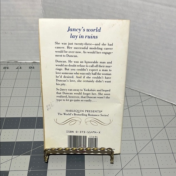 Sally Wentworth 'Broken Destiny' Book - Picture 2 of 7